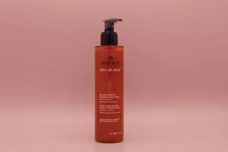 Nuxe_Reve+de+Miel_Face+Cleansing+and+Make-Up+Remover+Gel.webp
