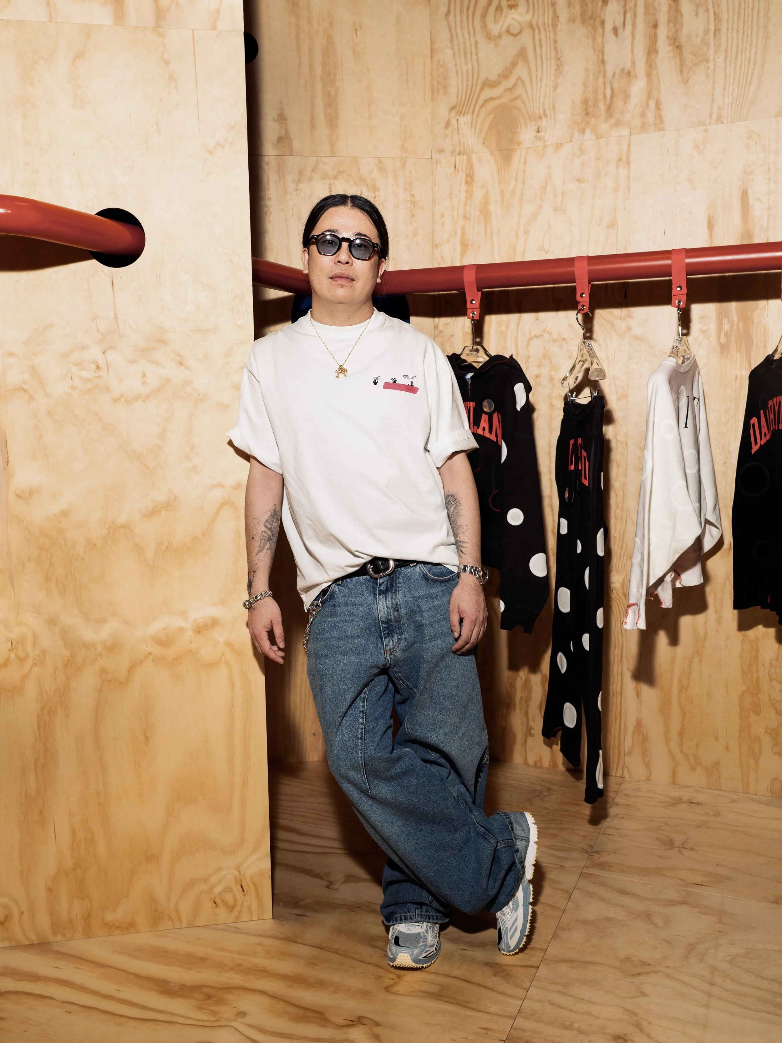 off_white_10x10_23092026_francesco_pividori_saywho-42.jpg