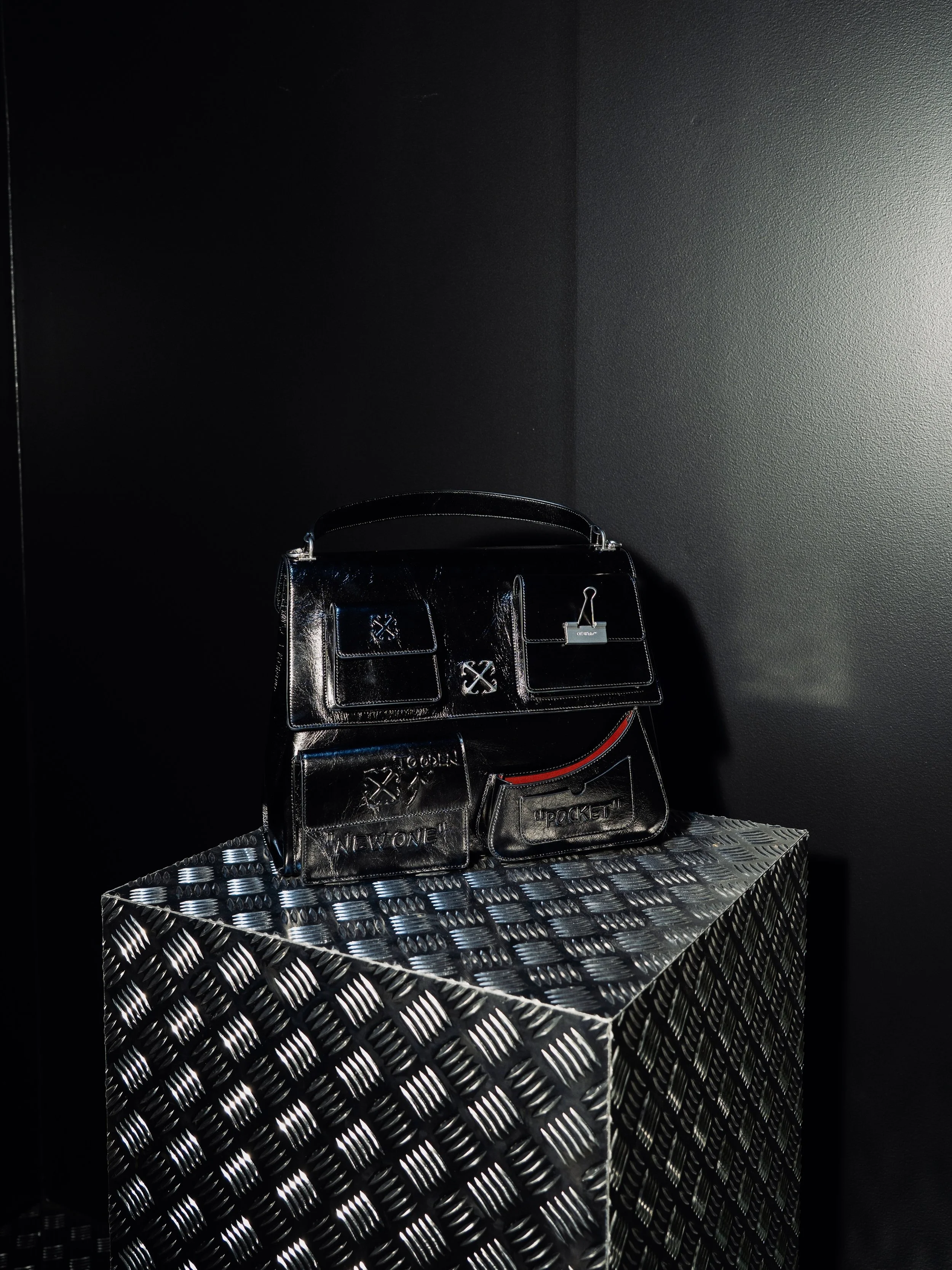 off_white_10x10_23092026_francesco_pividori_saywho-36.jpg