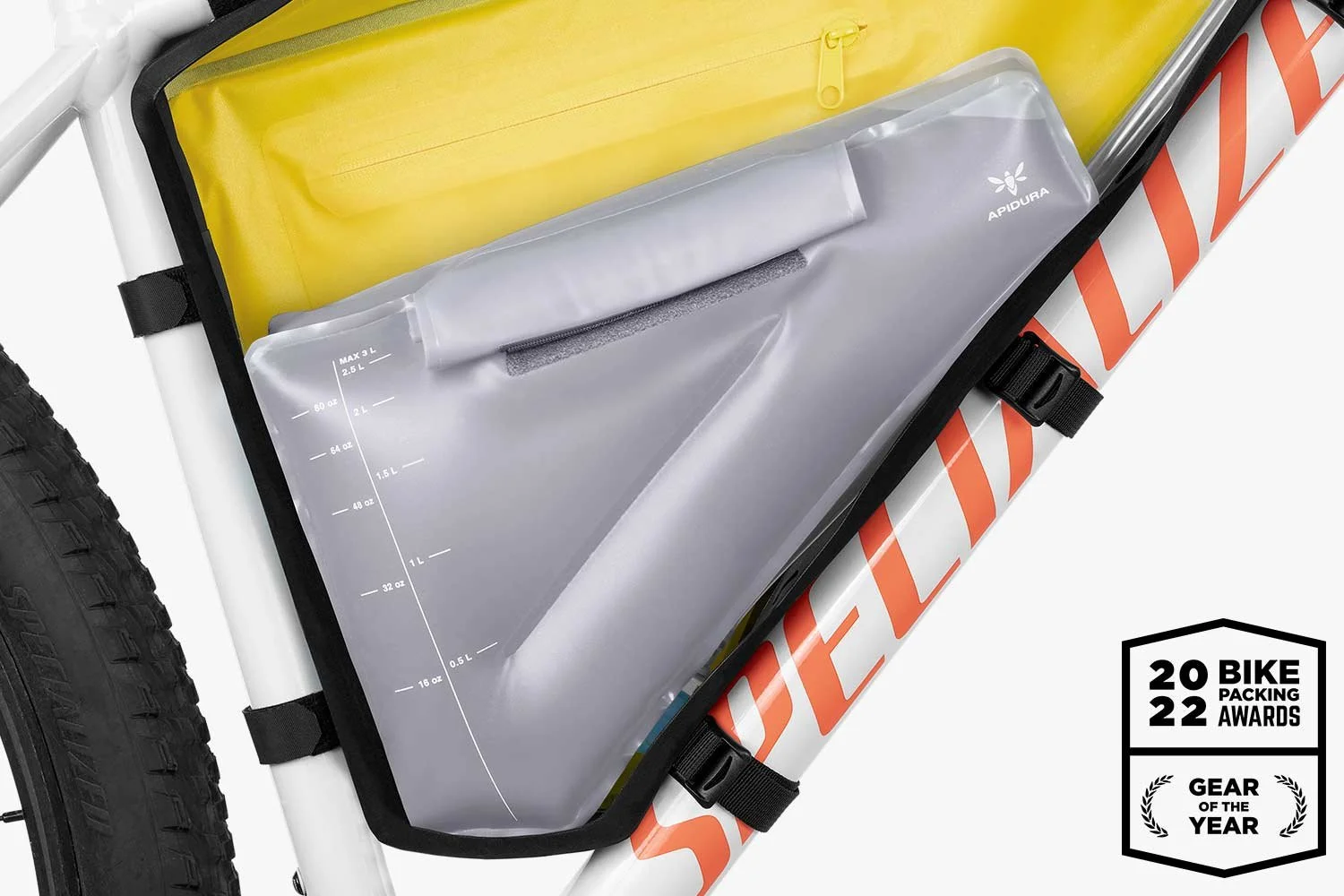 apidura-innovation-lab-frame-pack-hydration-bladder-3l-bikepacking-awards-1-1.jpg