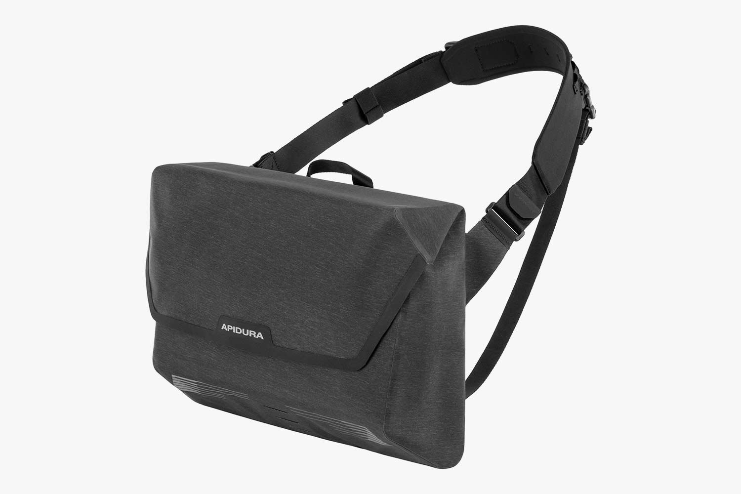 apidura-city-messenger-13in-1-2.jpg