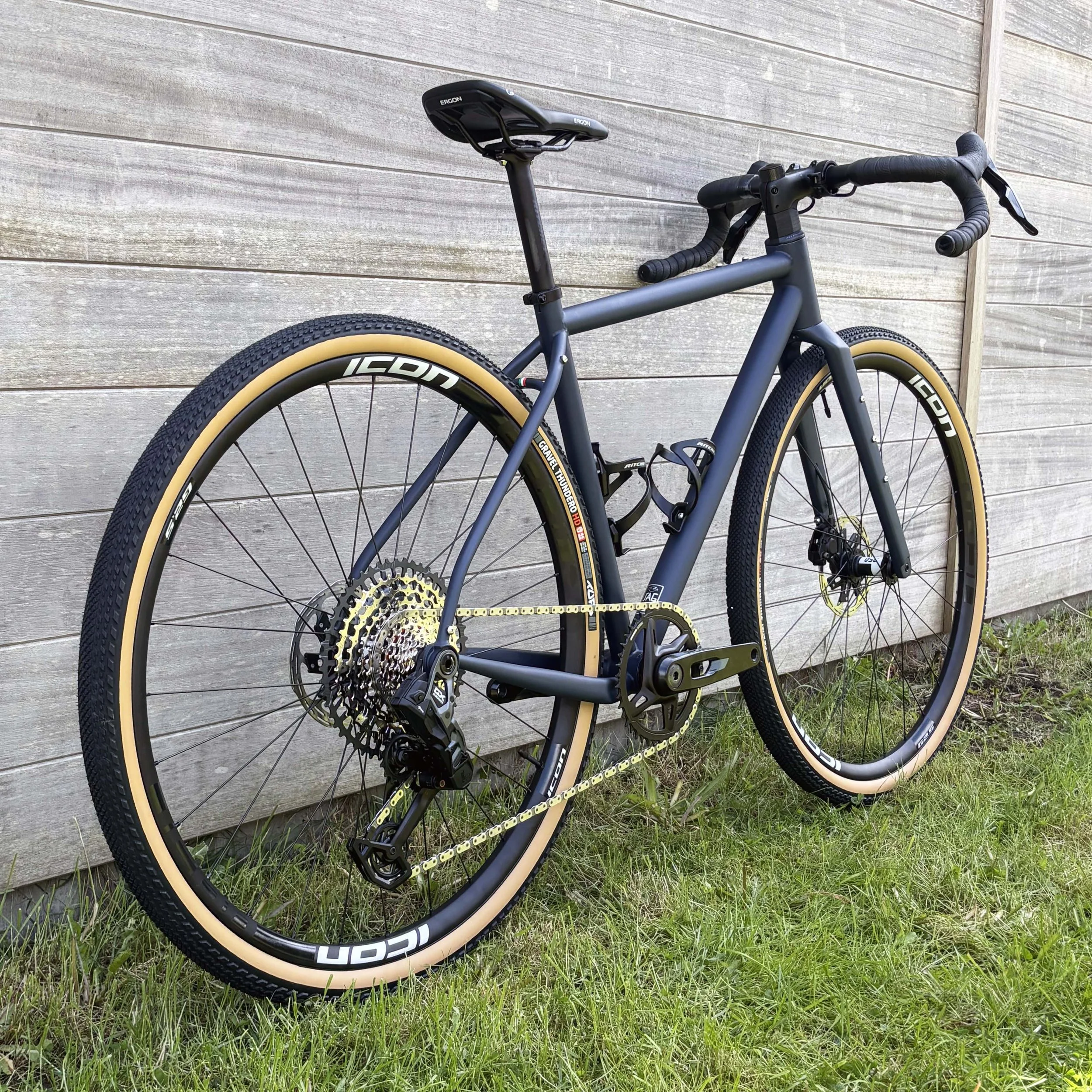 galetti terra gt kato 1.jpg