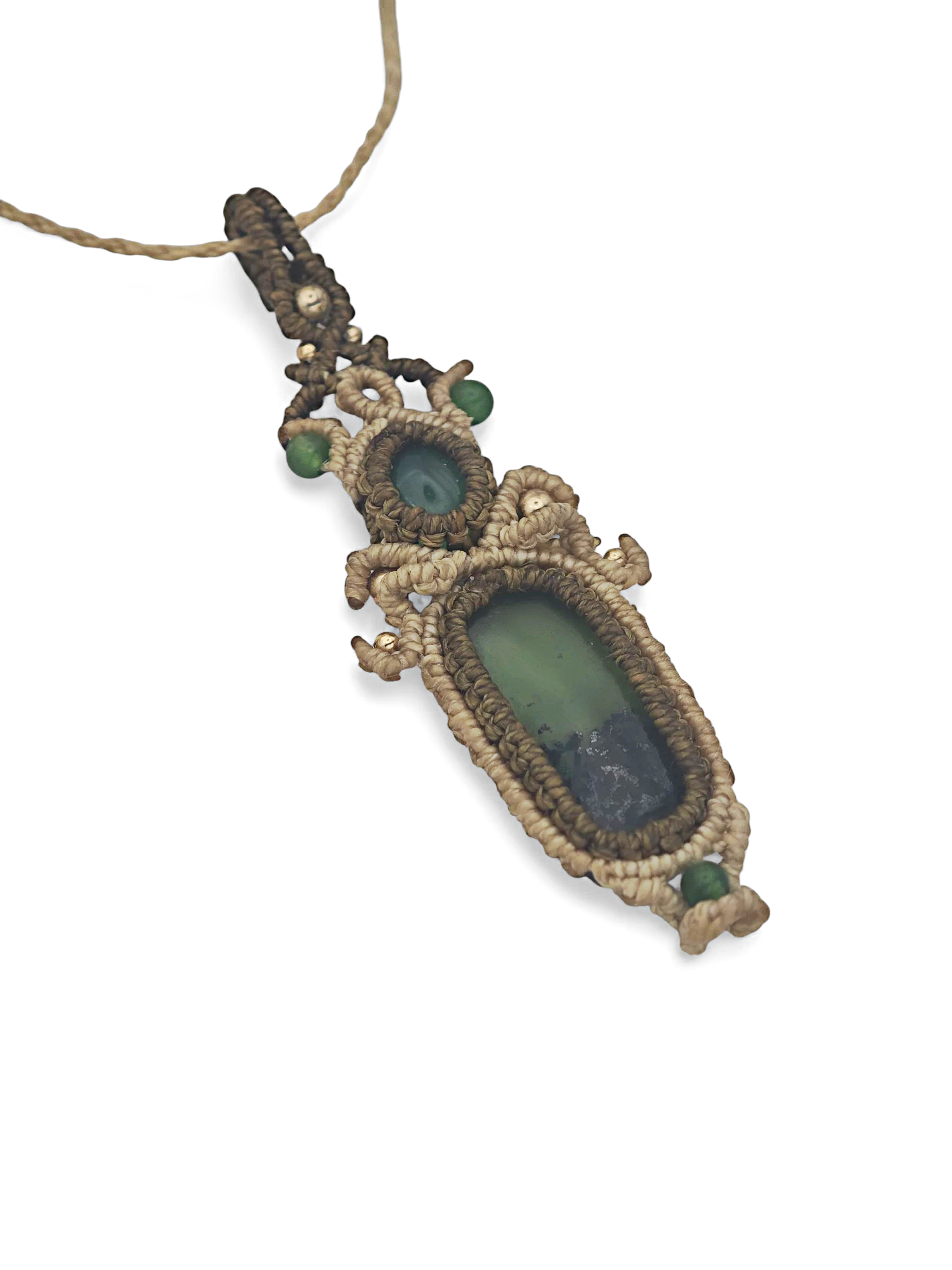 collier-jade-néphrite-onyx-vert-et-serpentinite-4.png