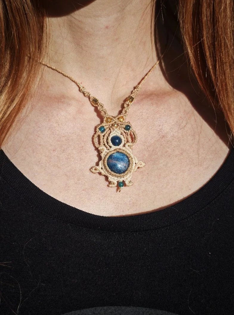 collier-micromacramé-apatite