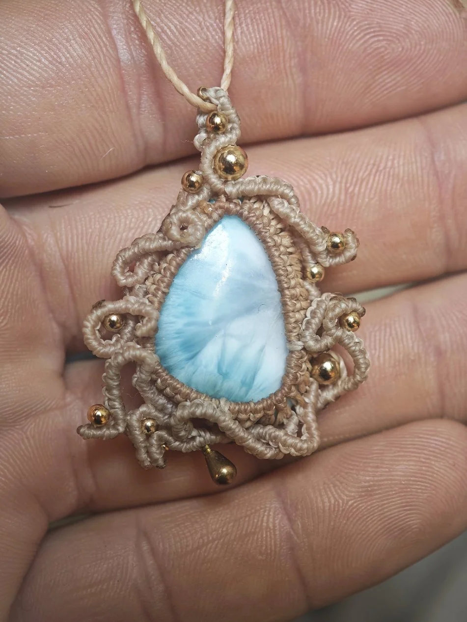 collier-microimacrame-larimar.jpg