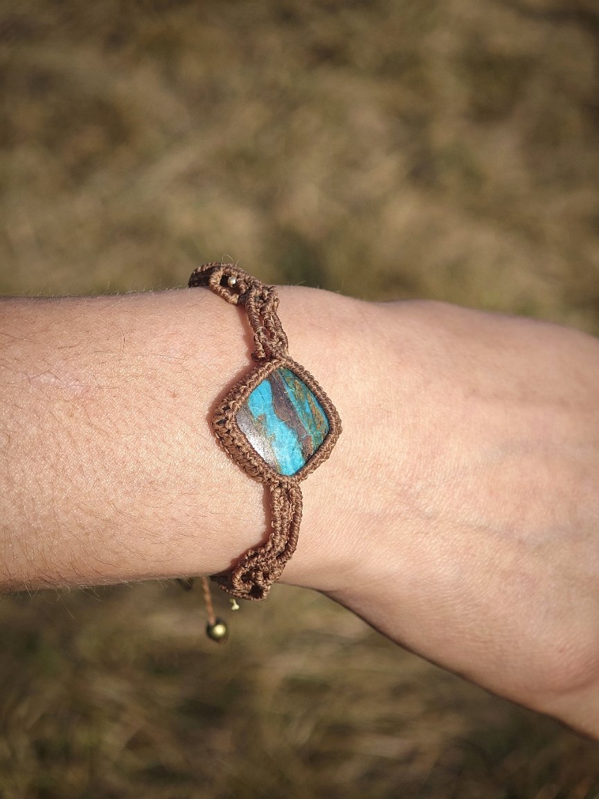bracelet-micromacrame-chrysocolle.jpg
