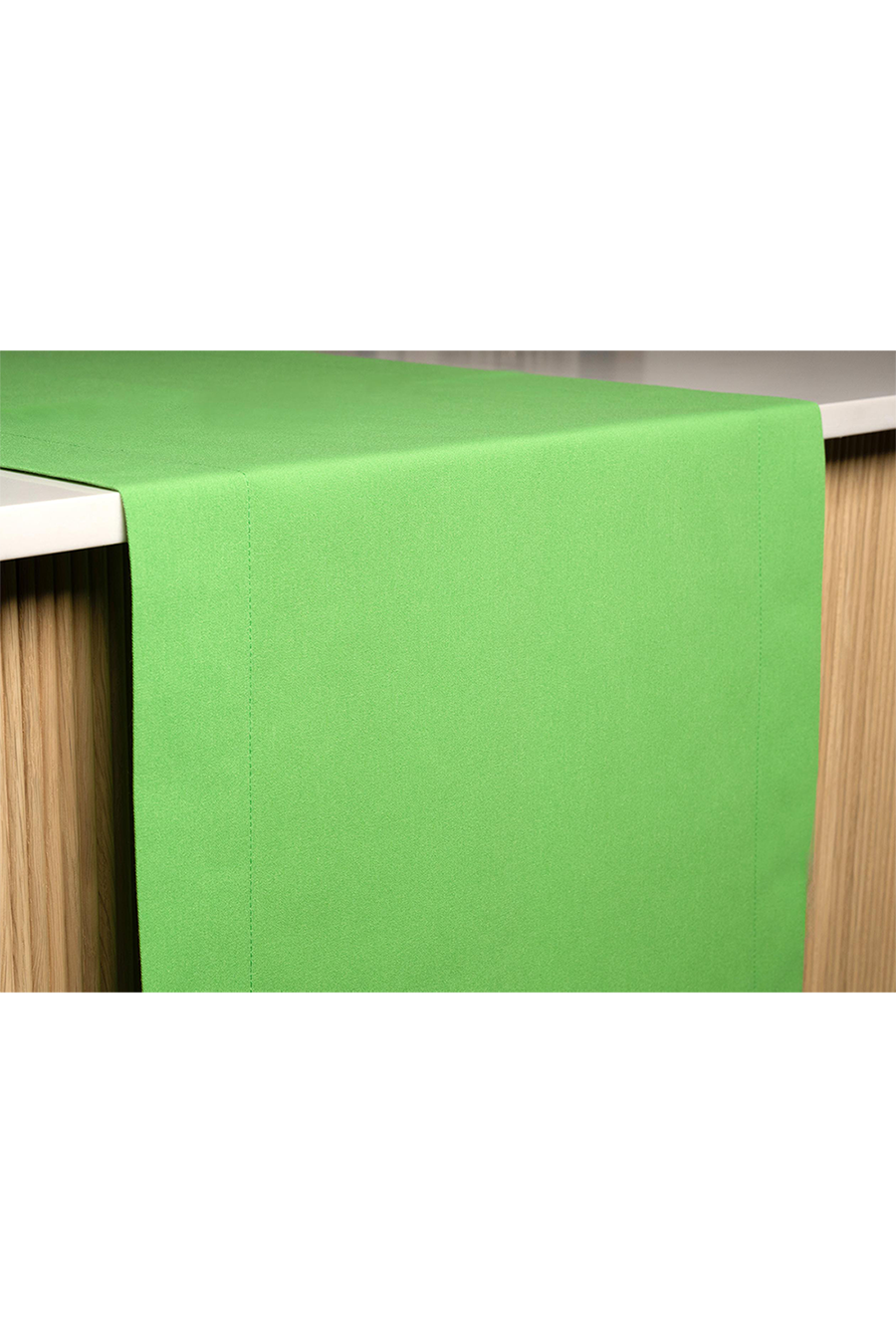 COTONE Apple Table Runner