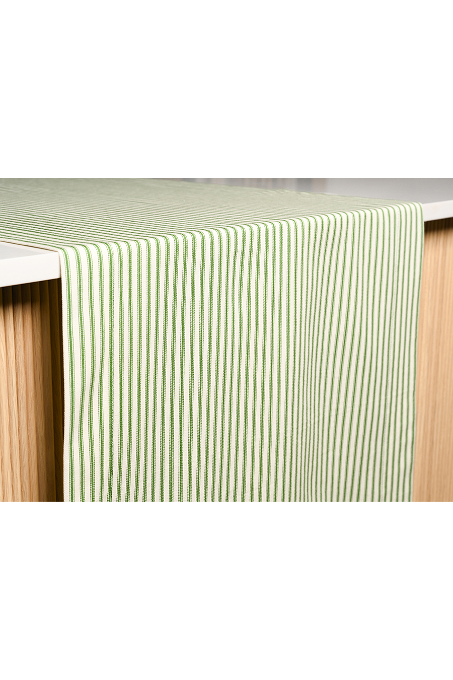 HADLEY basil Table Runner