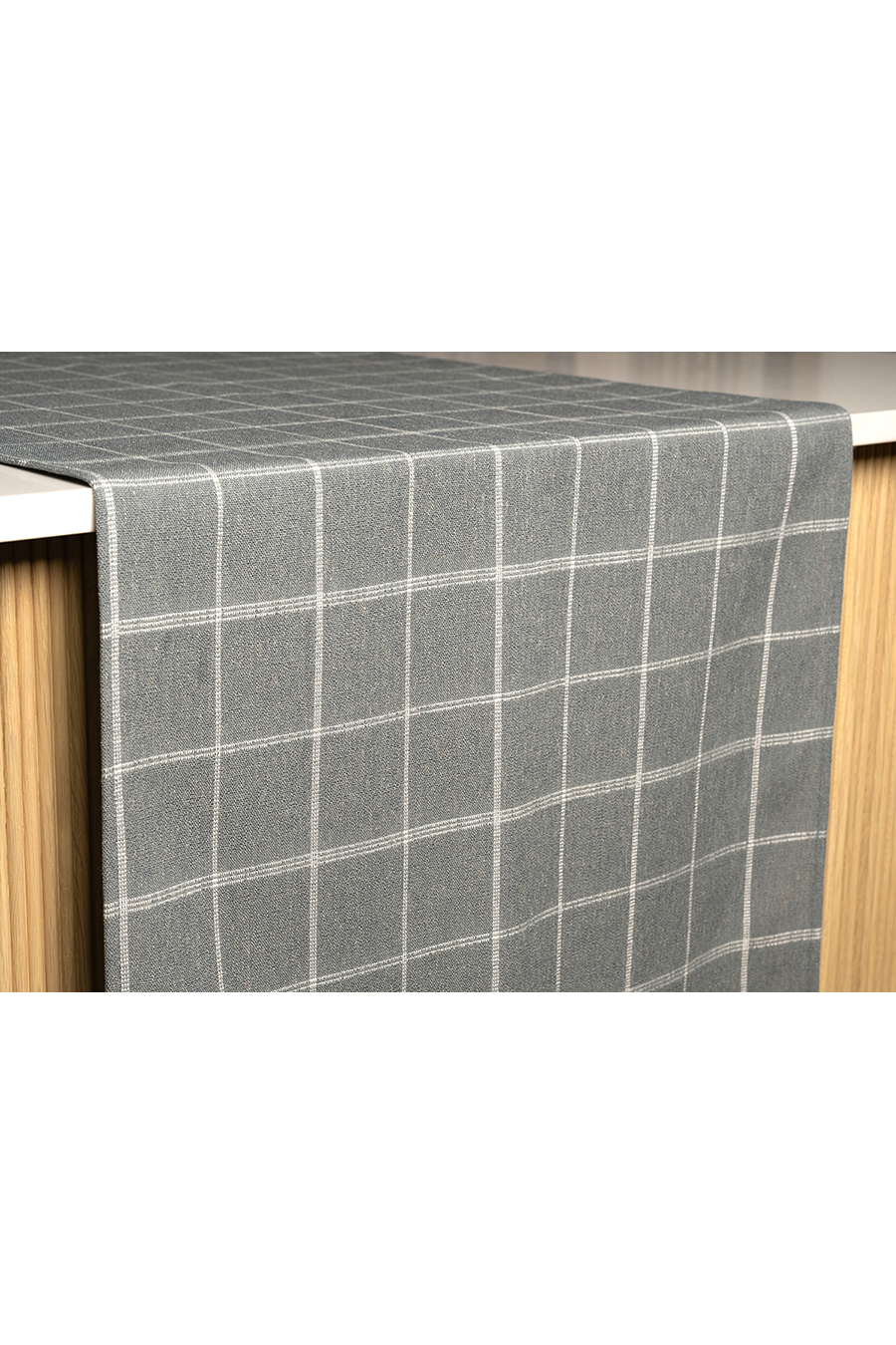 CHESTER fin Table Runner