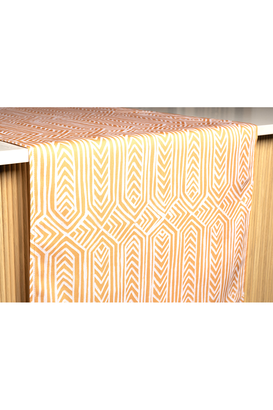 POLLUCK Mustard Table Runner