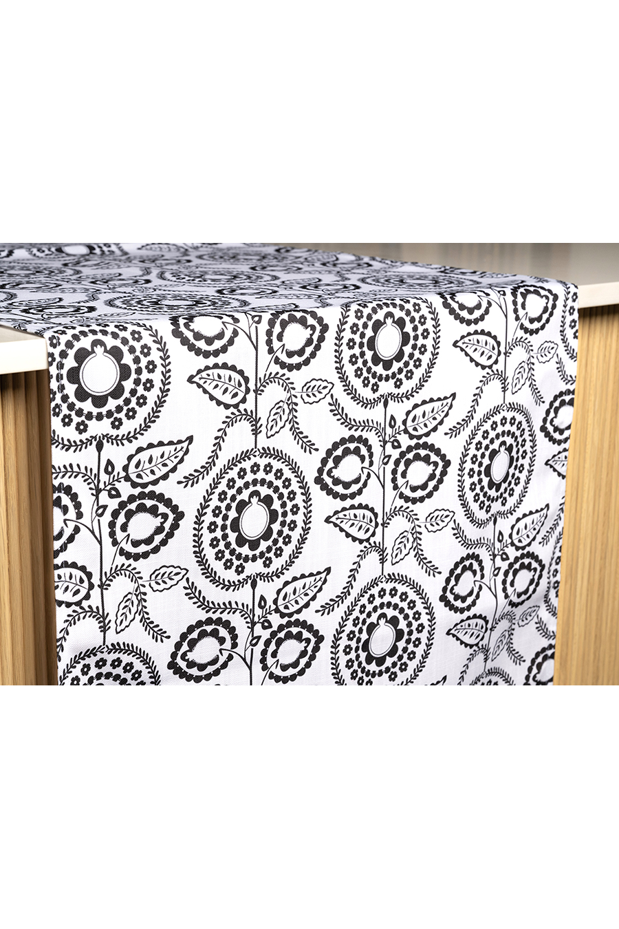 AIMEE Black Table Runner