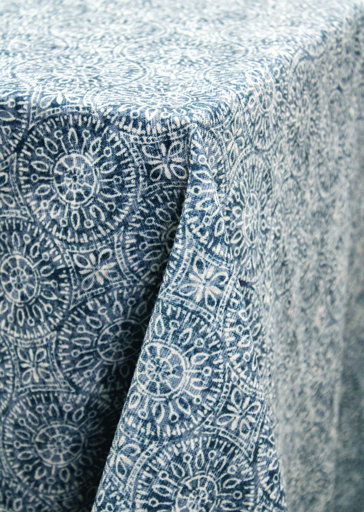 TESORO Indigo Table Linen