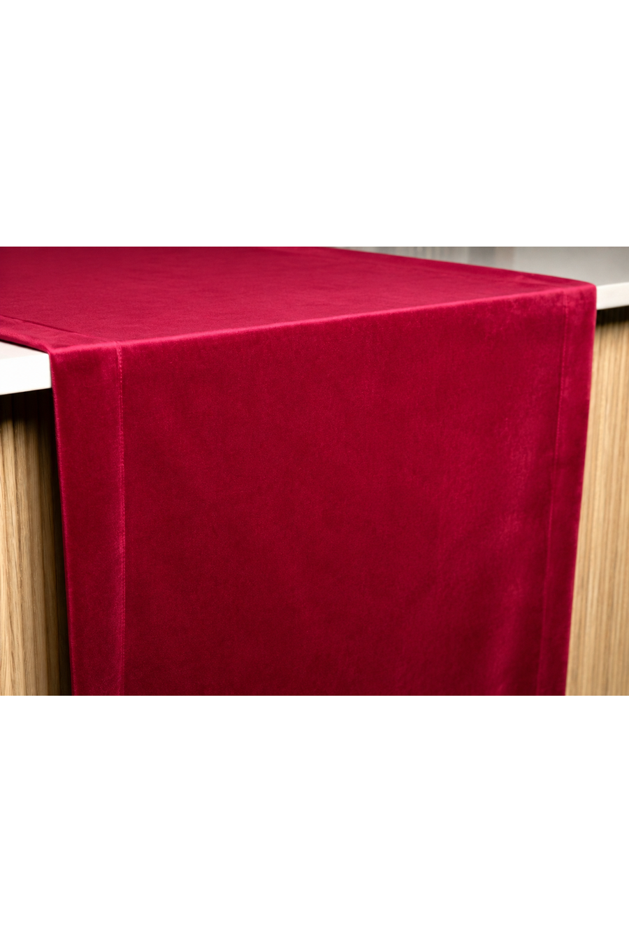 VELLUTO Lipstick Table Runner