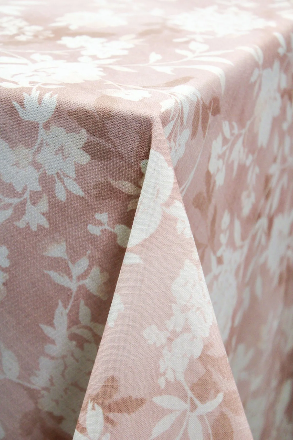 GRACE Peony Table Linen