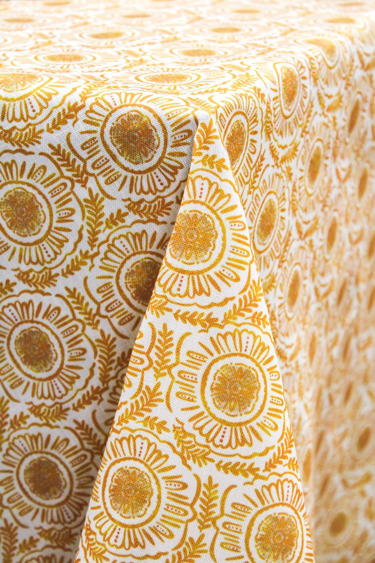 DIEGO Cornhusk Table Linen