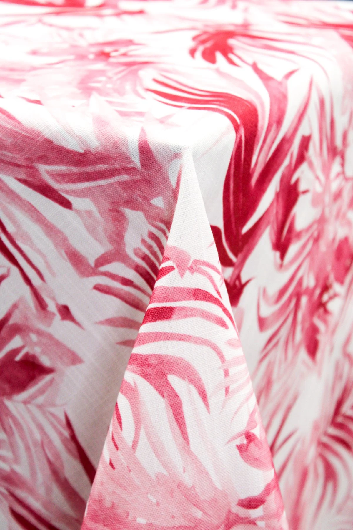 ISLA Fuchsia Table Linen