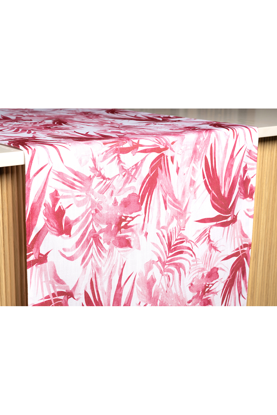 ISLA fuchsia Table Runner