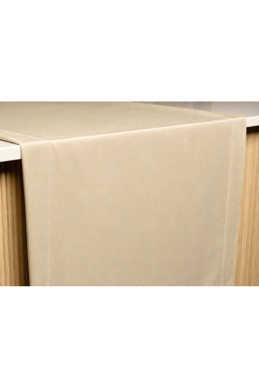 VELLUTO Ivory Table Runner