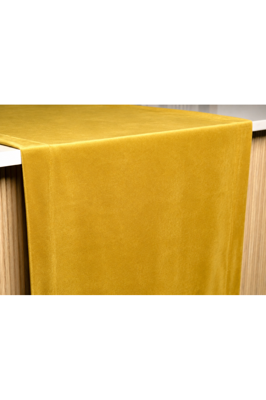 VELLUTO Golden Table Runner