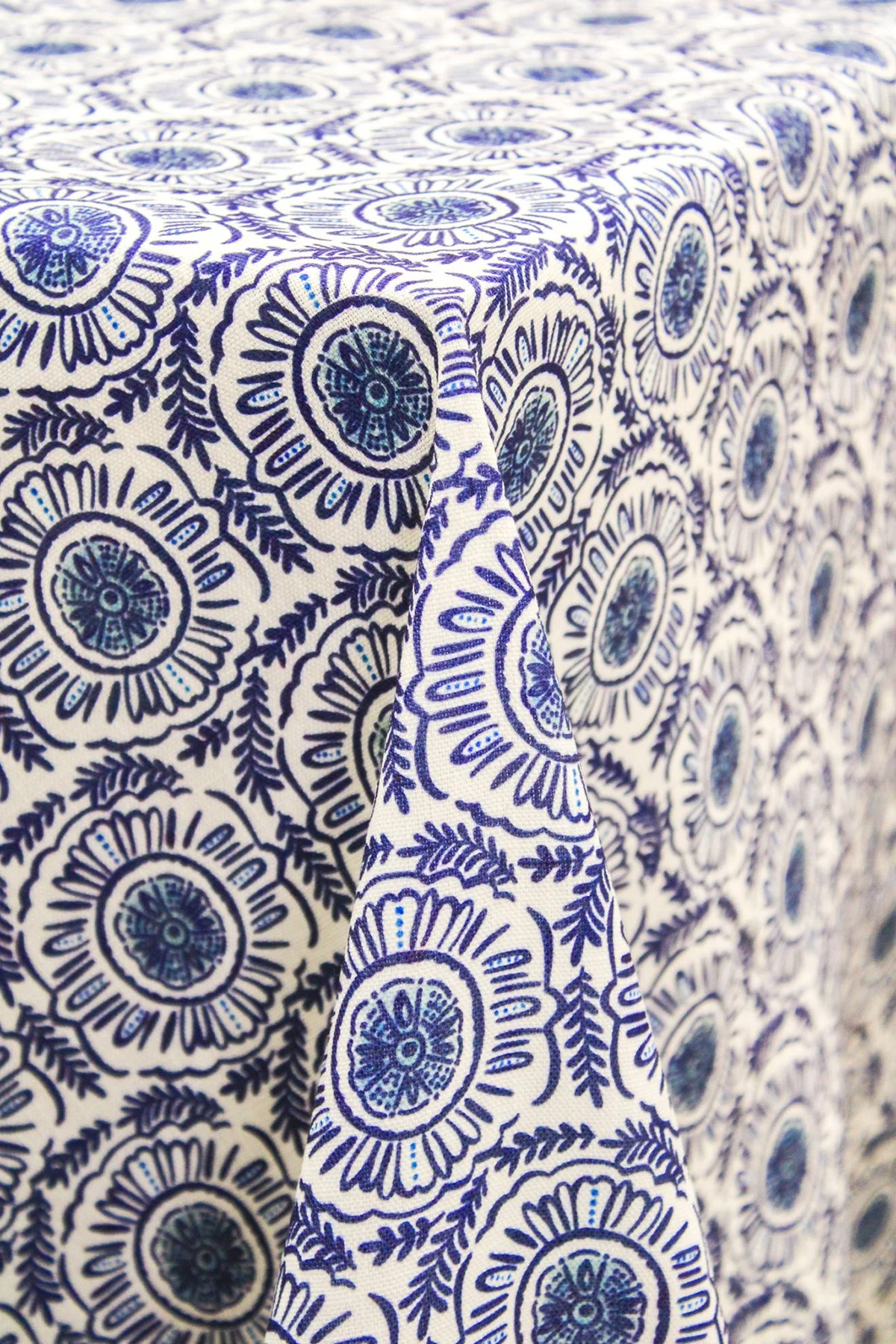 DIEGO Indigo Table Linen