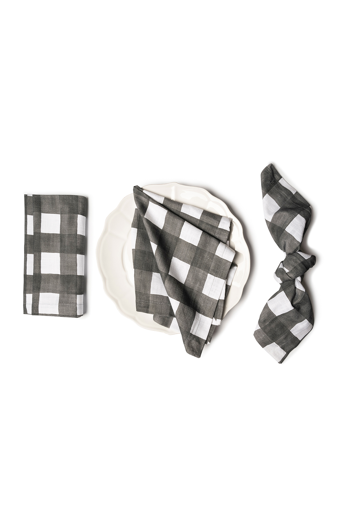 CHARCOAL Plaid Napkin-1200-300dpi.png