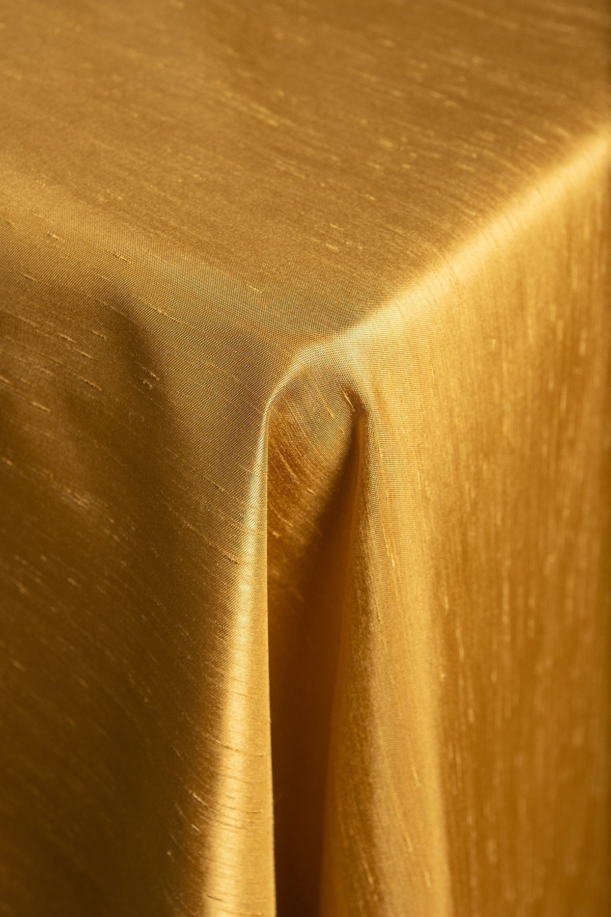 SHANTUNG Honey Table Linen