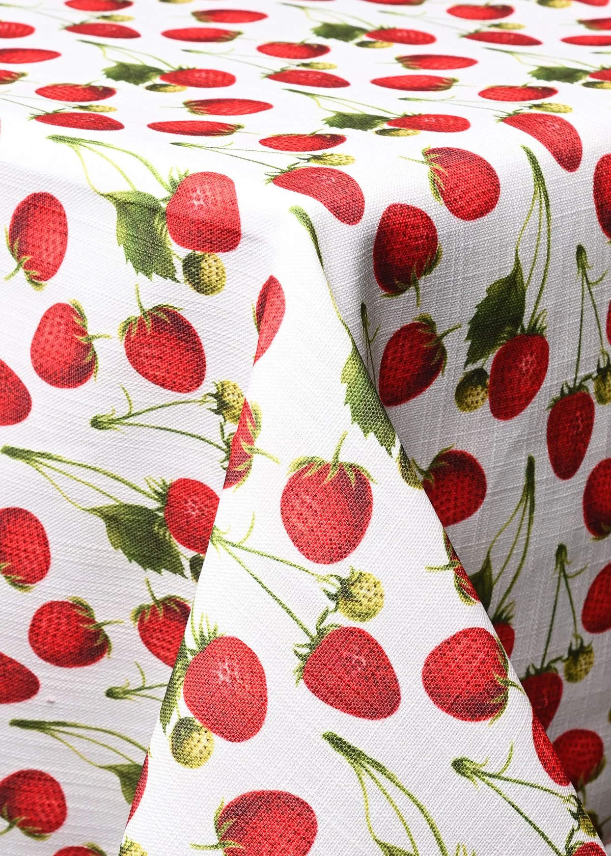 FRESCA Strawberry Table Linen
