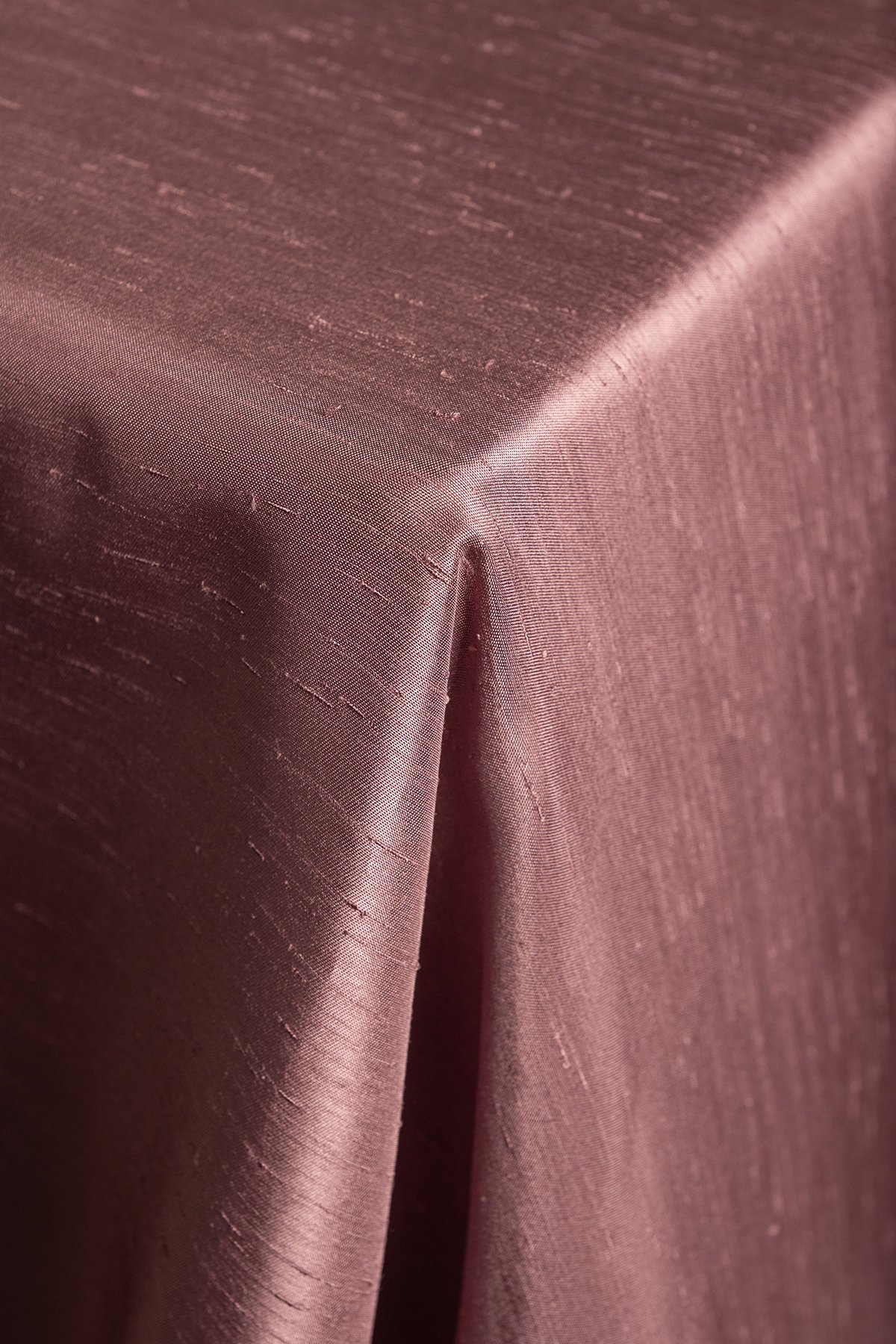 SHANTUNG Orchid Table Linen