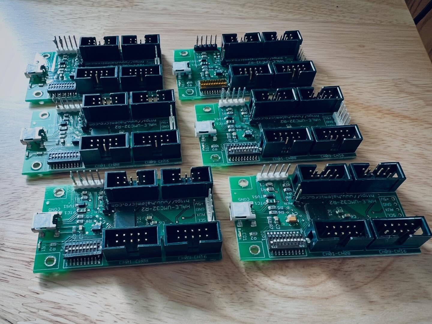 These things used to power my second jambox, The Syncomasher, which has now been rewired to Teensy instead. Props to Hale Micro for making DIY controllers more accessible back in the day!