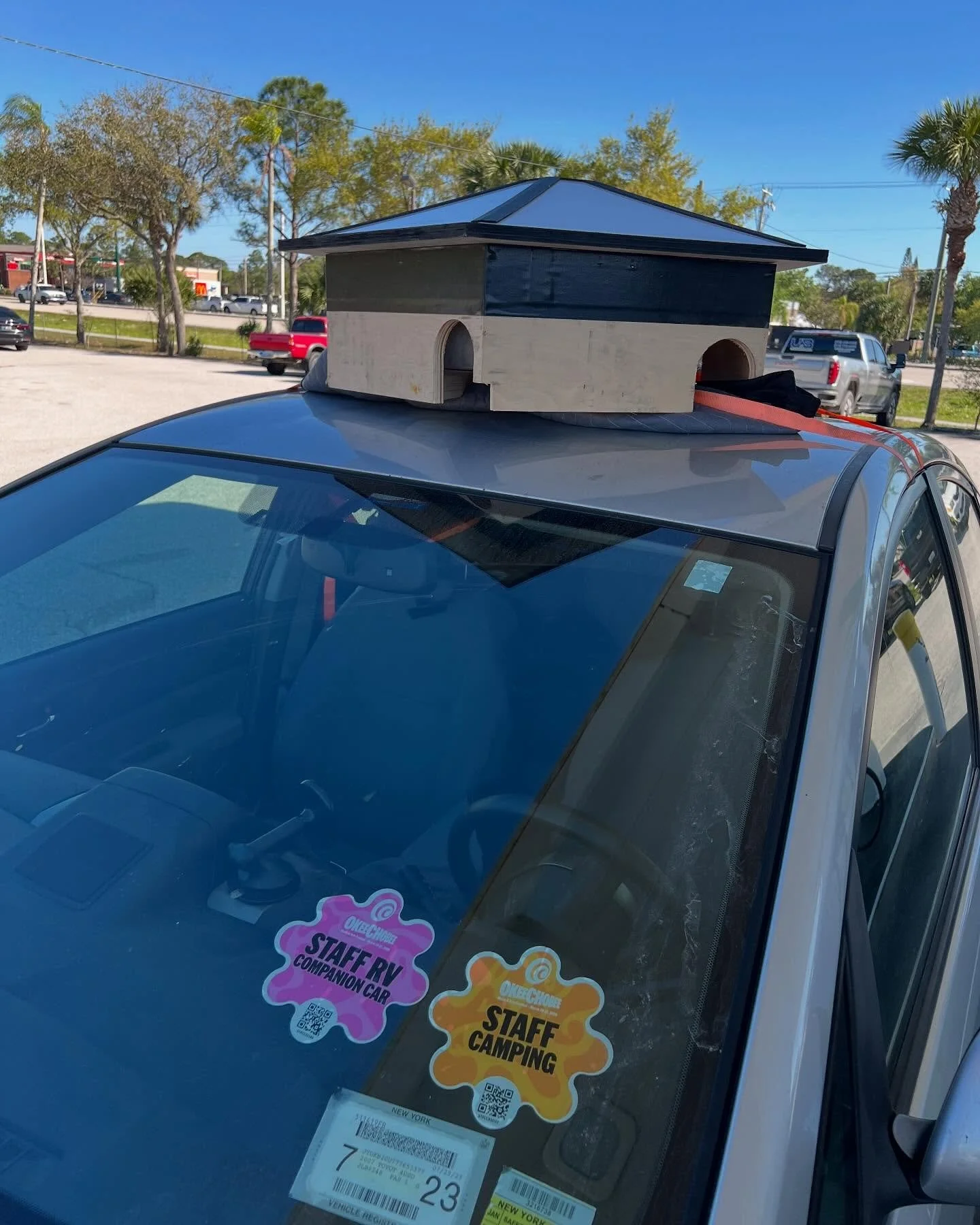 The Okeechobee art crew created a site-specific stand for The Syncomasher. They did such an excellent job of armoring it for public outdoor installation and were generous enough to allow us to keep it, so we hauled it up to Charlotte for Citron. It a