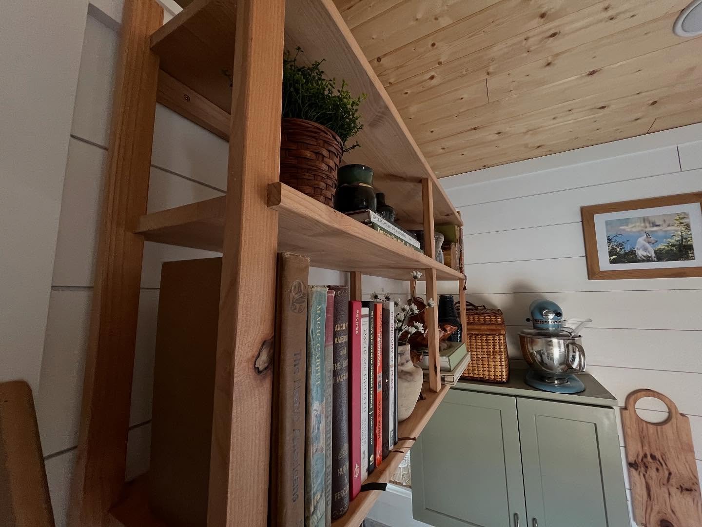 Help me out! Which woodworking pieces would you love to buy? Vote below or drop your ideas in the comments! ⬇️🛠️ #HandmadeWoodwork #SupportLocal