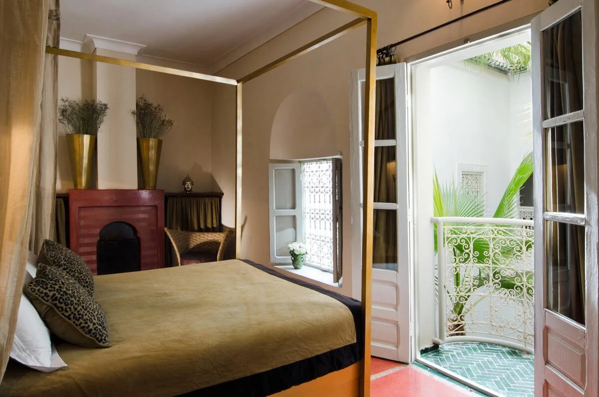 canopy-bed-suite-Tarbouch.jpg