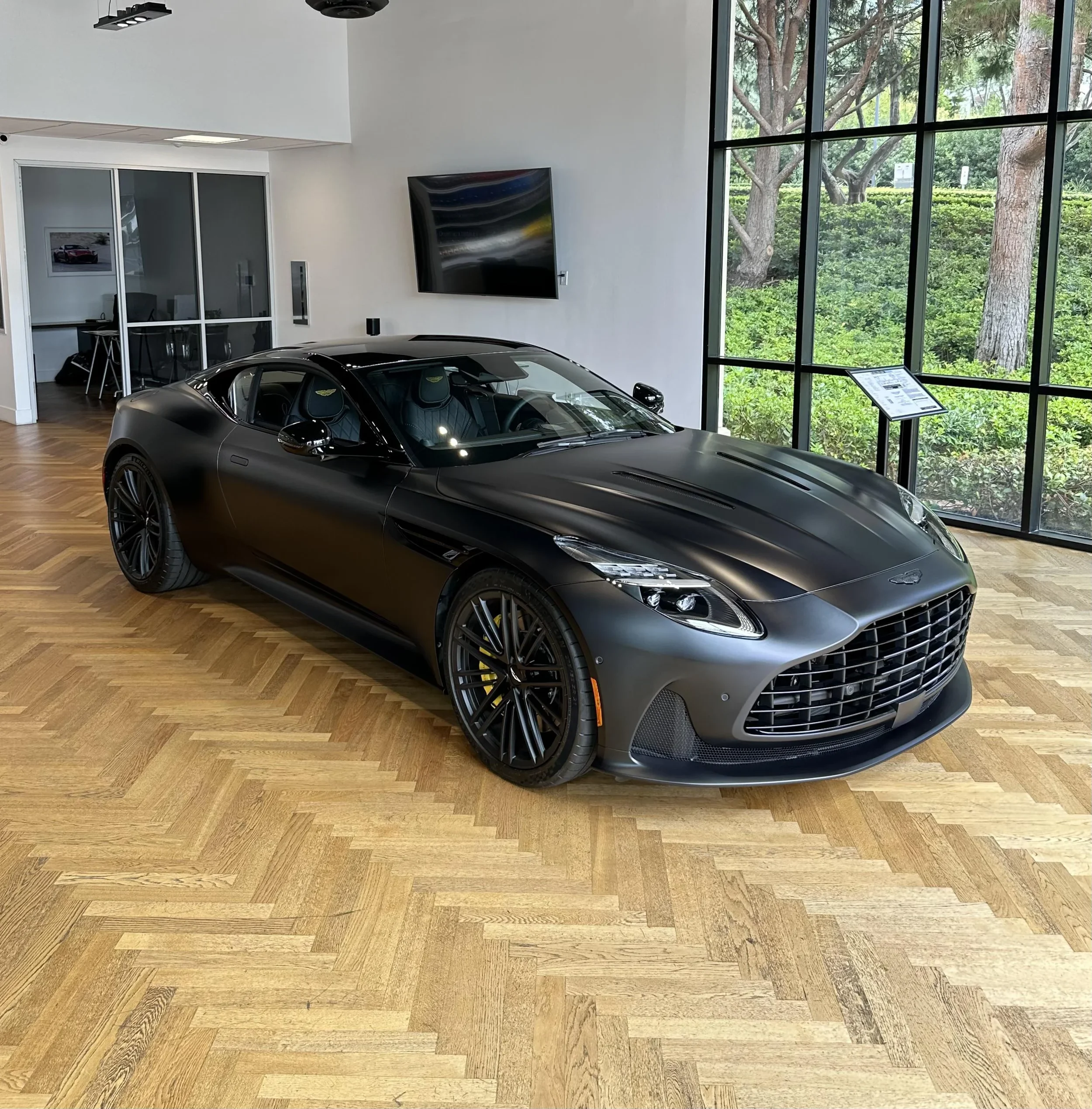 2024 Aston Martin DB12