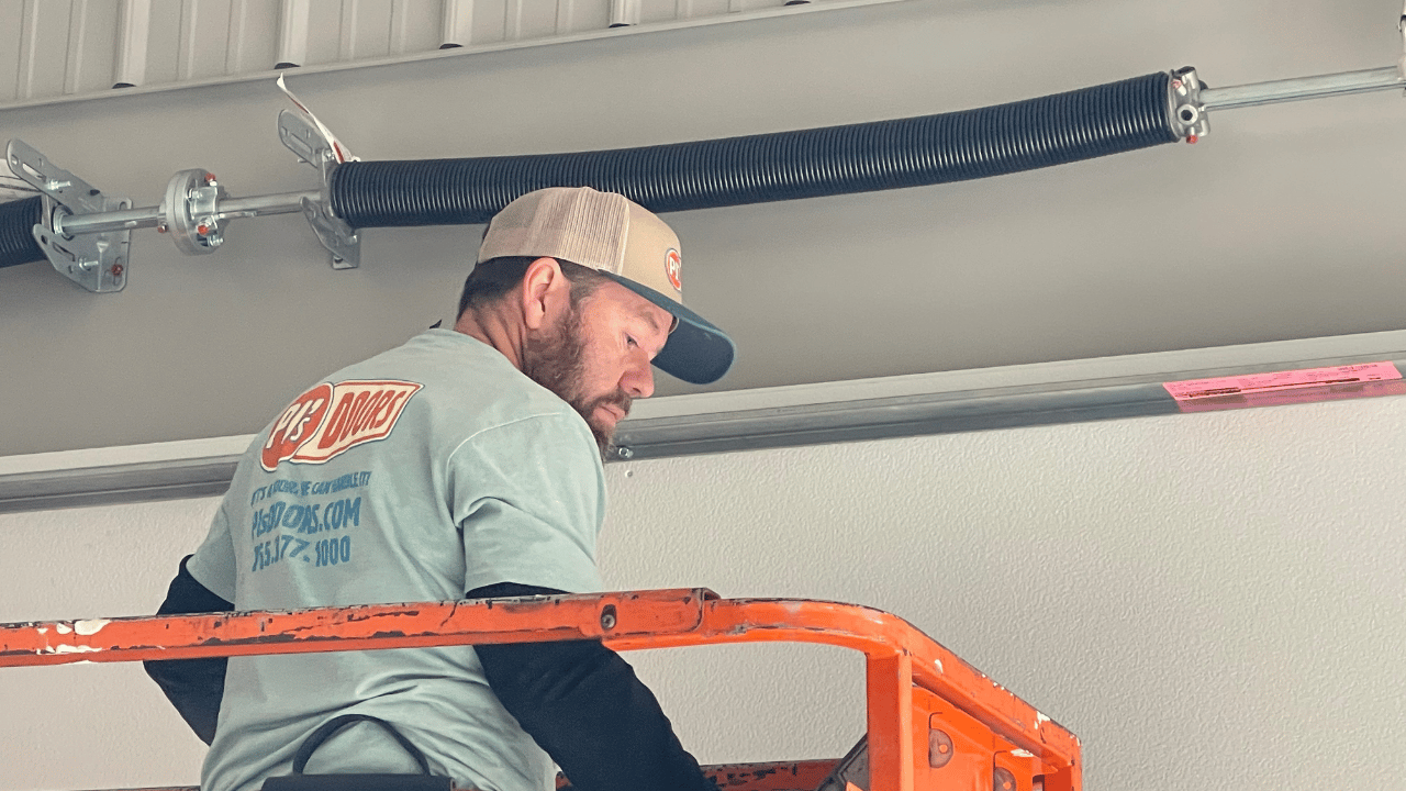 How to Tell When to Replace Your Garage Door