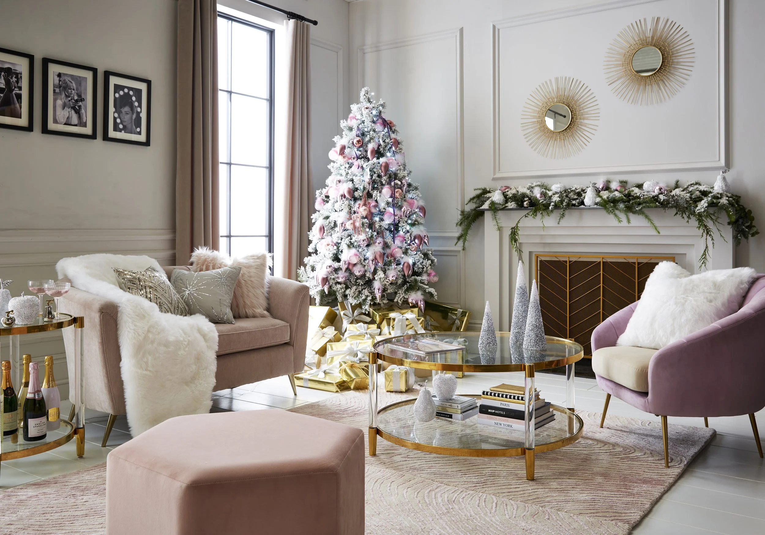 Julien Macdonald_Christmas Living Room1_LS1.jpg