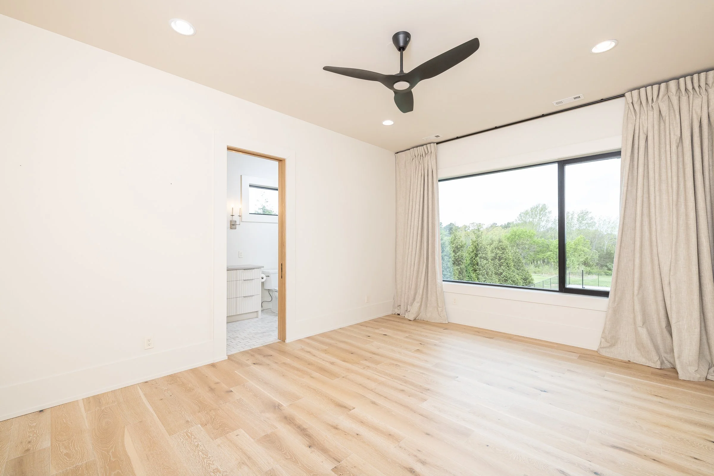 4631BridgewaterLn_Interior (14 of 83).jpg