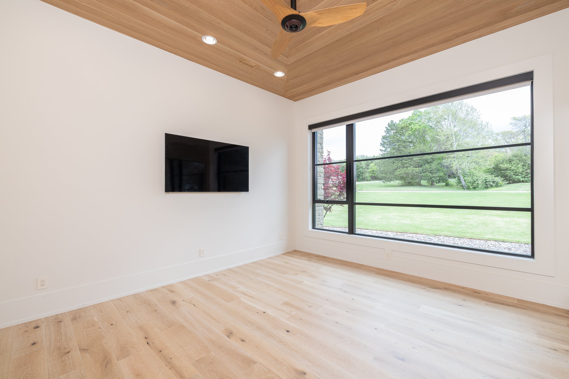4631BridgewaterLn_Interior (38 of 83).jpg