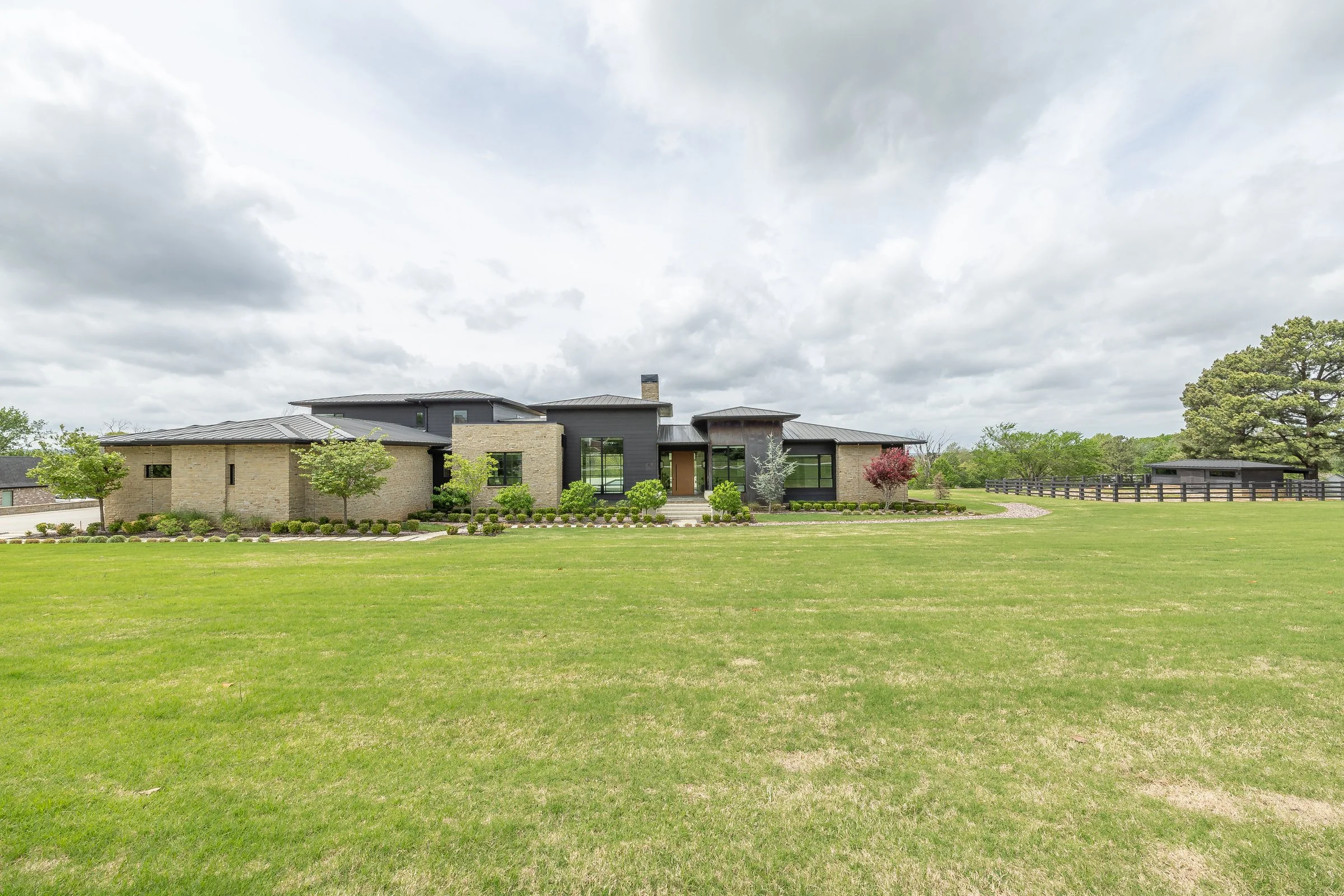 4631BridgewaterLn_FrontExterior (9 of 35).jpg