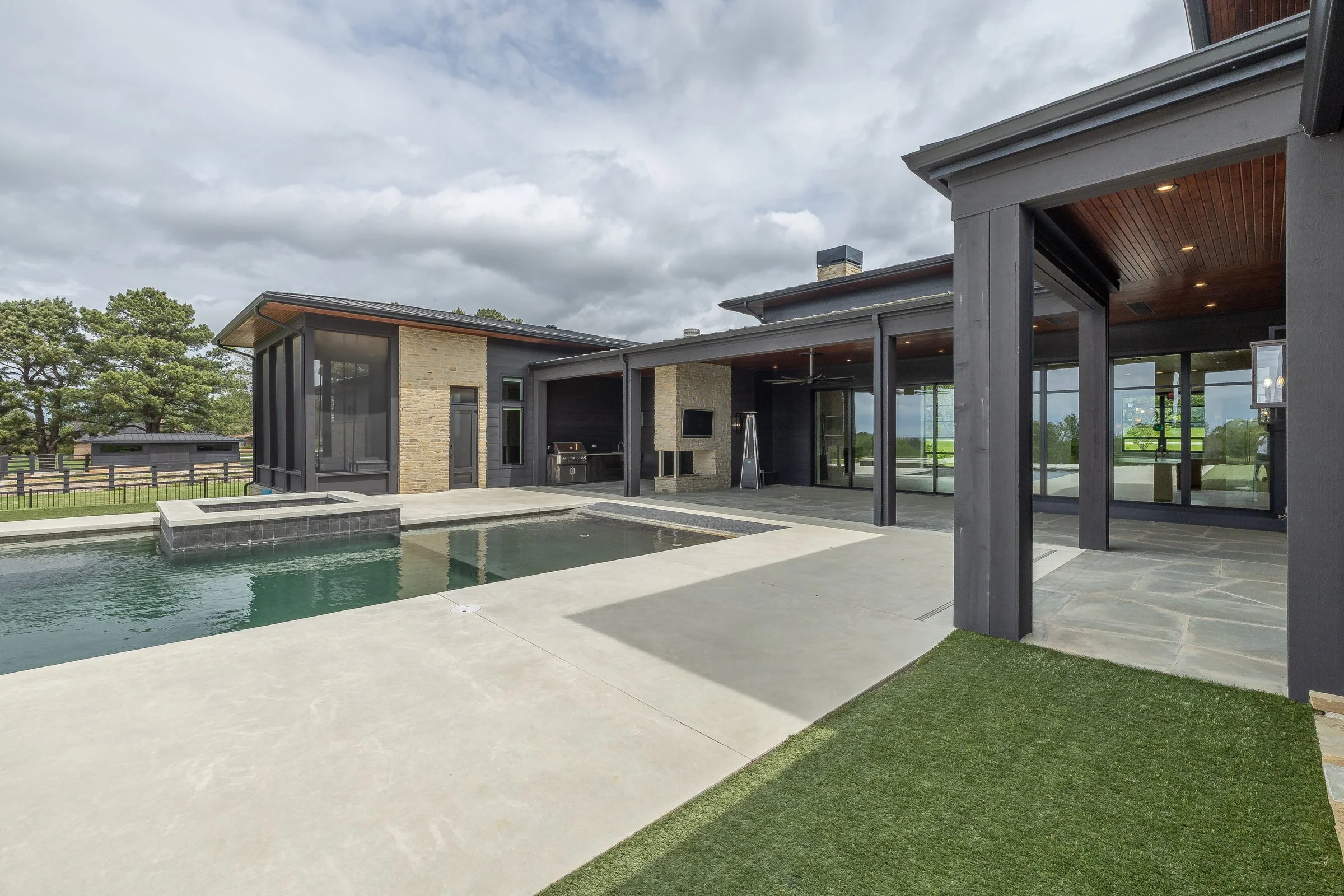 4631BridgewaterLn_ReatExterior (43 of 47).jpg