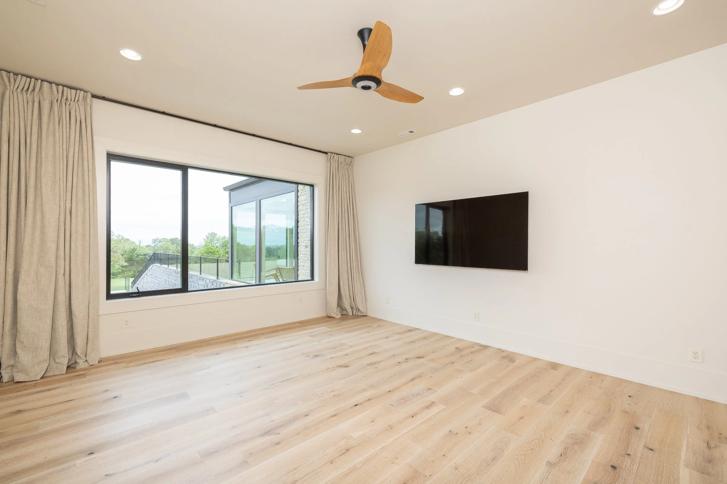 4631BridgewaterLn_Interior (18 of 83).jpg