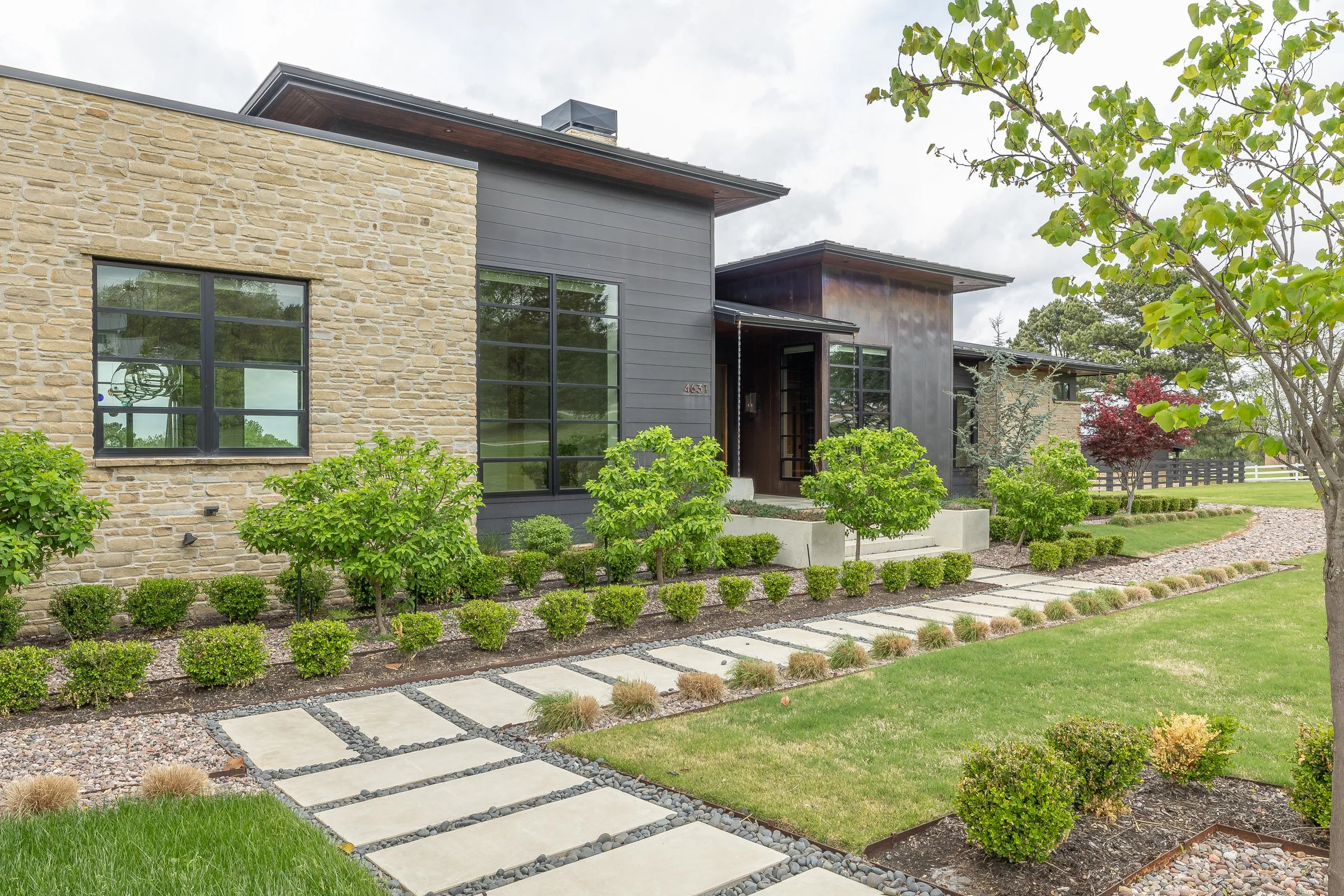 4631BridgewaterLn_FrontExterior (27 of 35).jpg