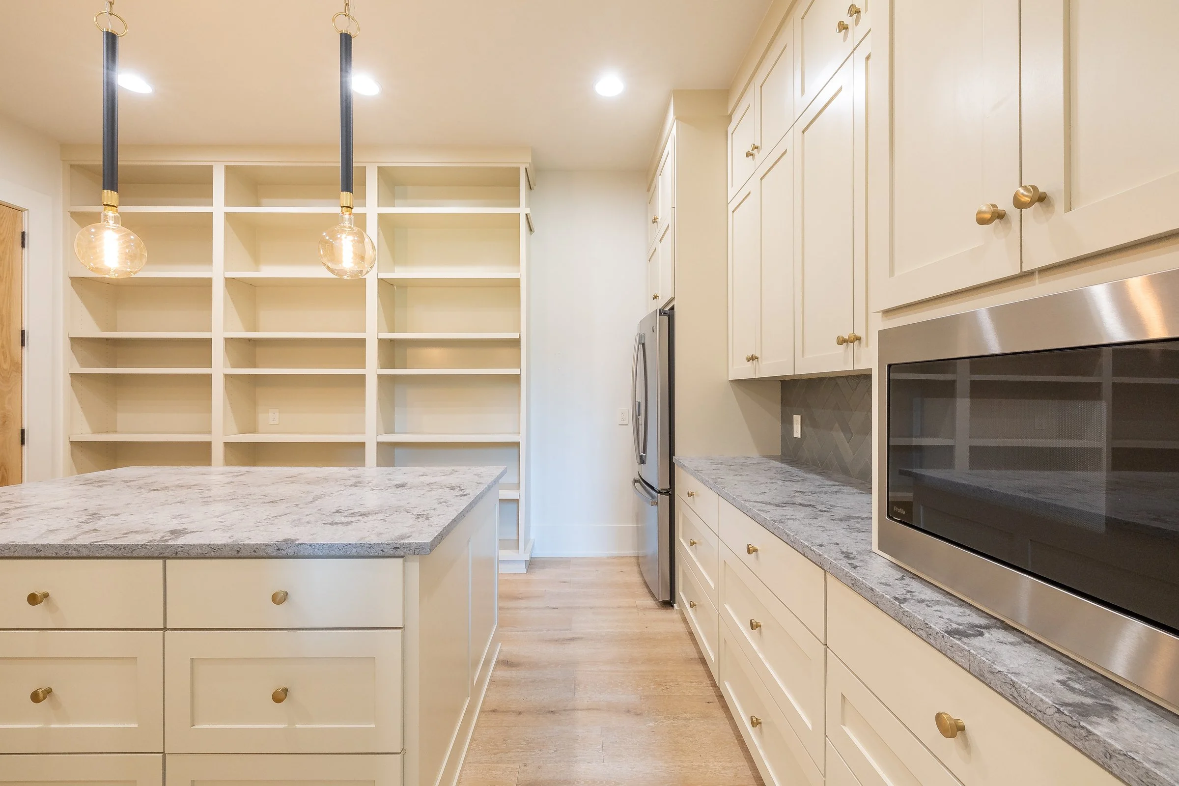 4631BridgewaterLn_Interior (78 of 83).jpg