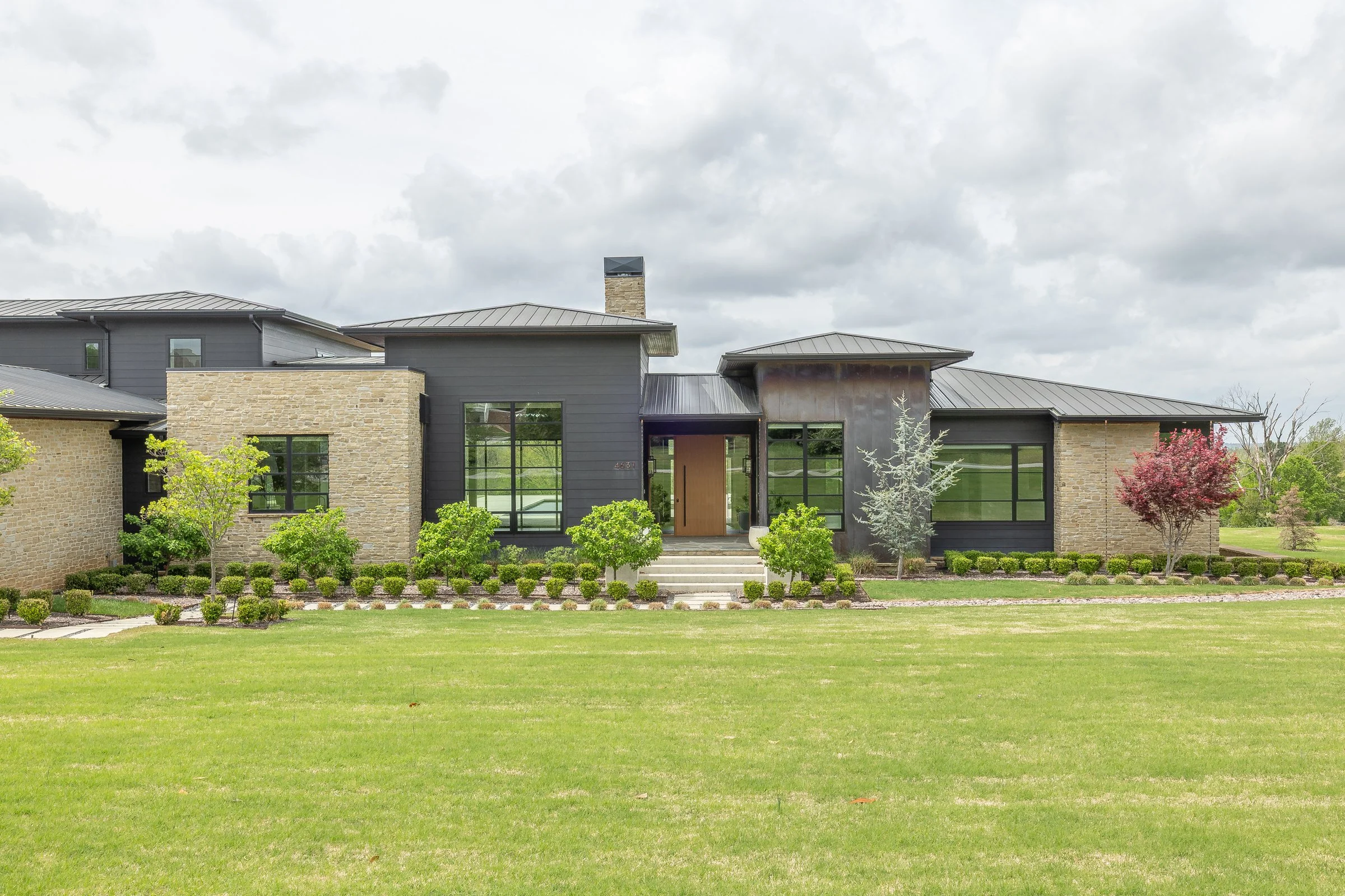 4631BridgewaterLn_FrontExterior (8 of 35).jpg