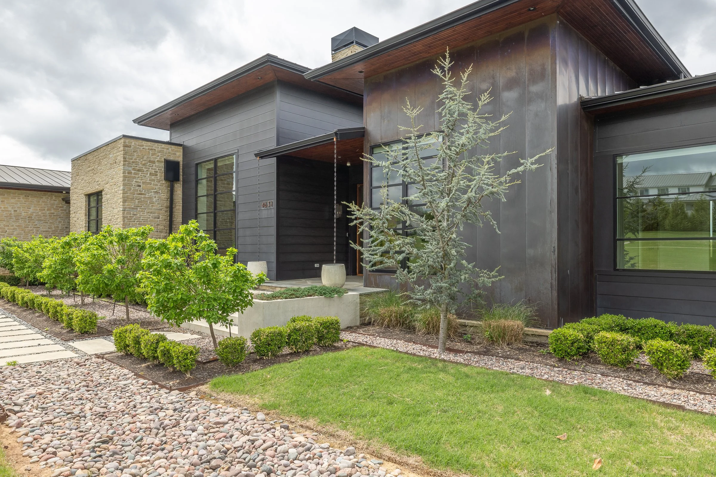 4631BridgewaterLn_FrontExterior (34 of 35).jpg