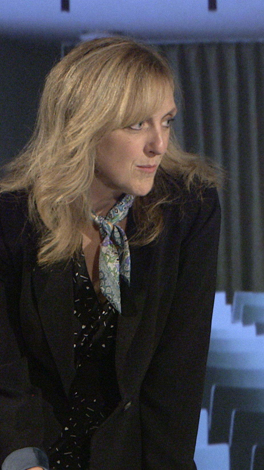 I Molly VERT - RT.png