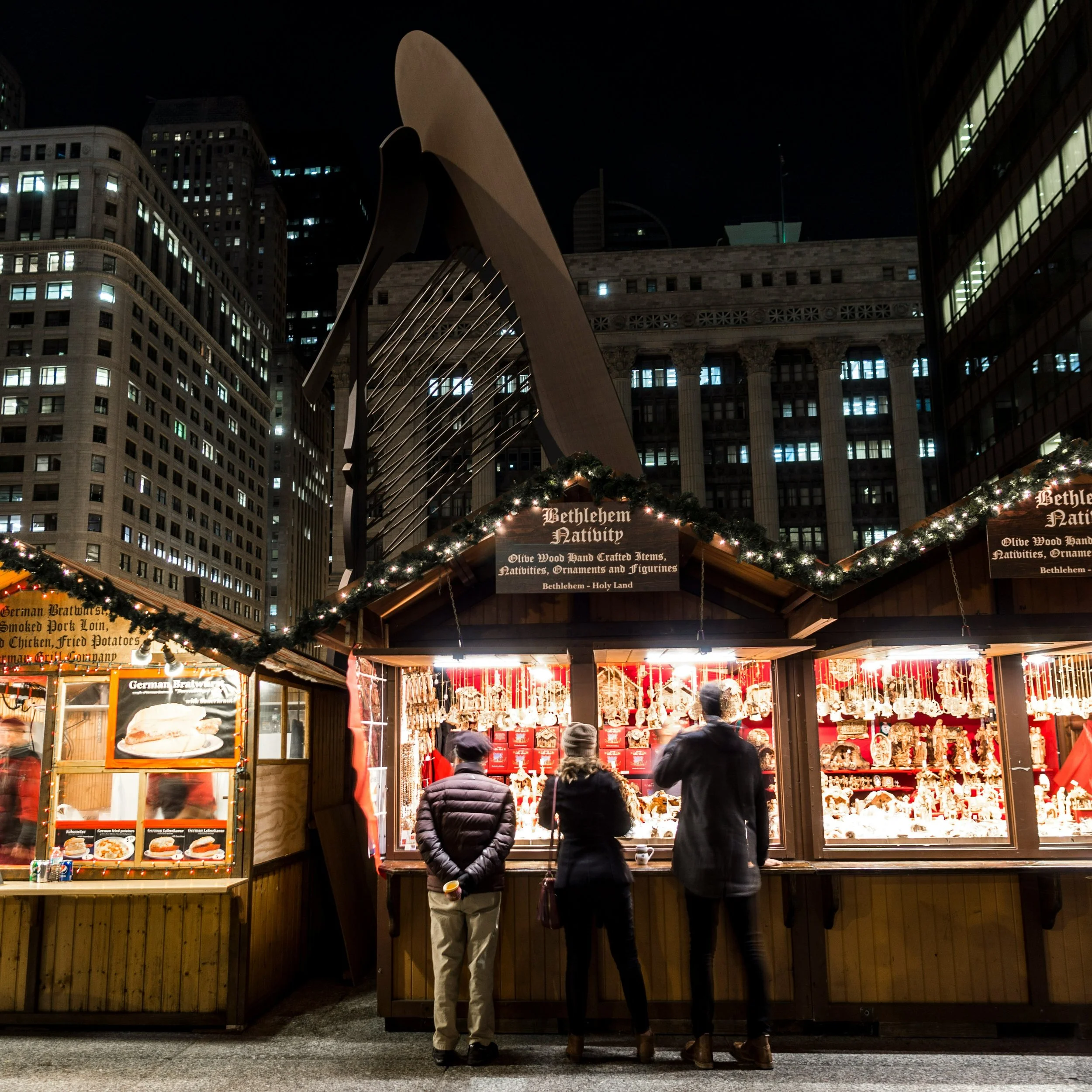 Chicago's Daley Plaza Christkindlmarket