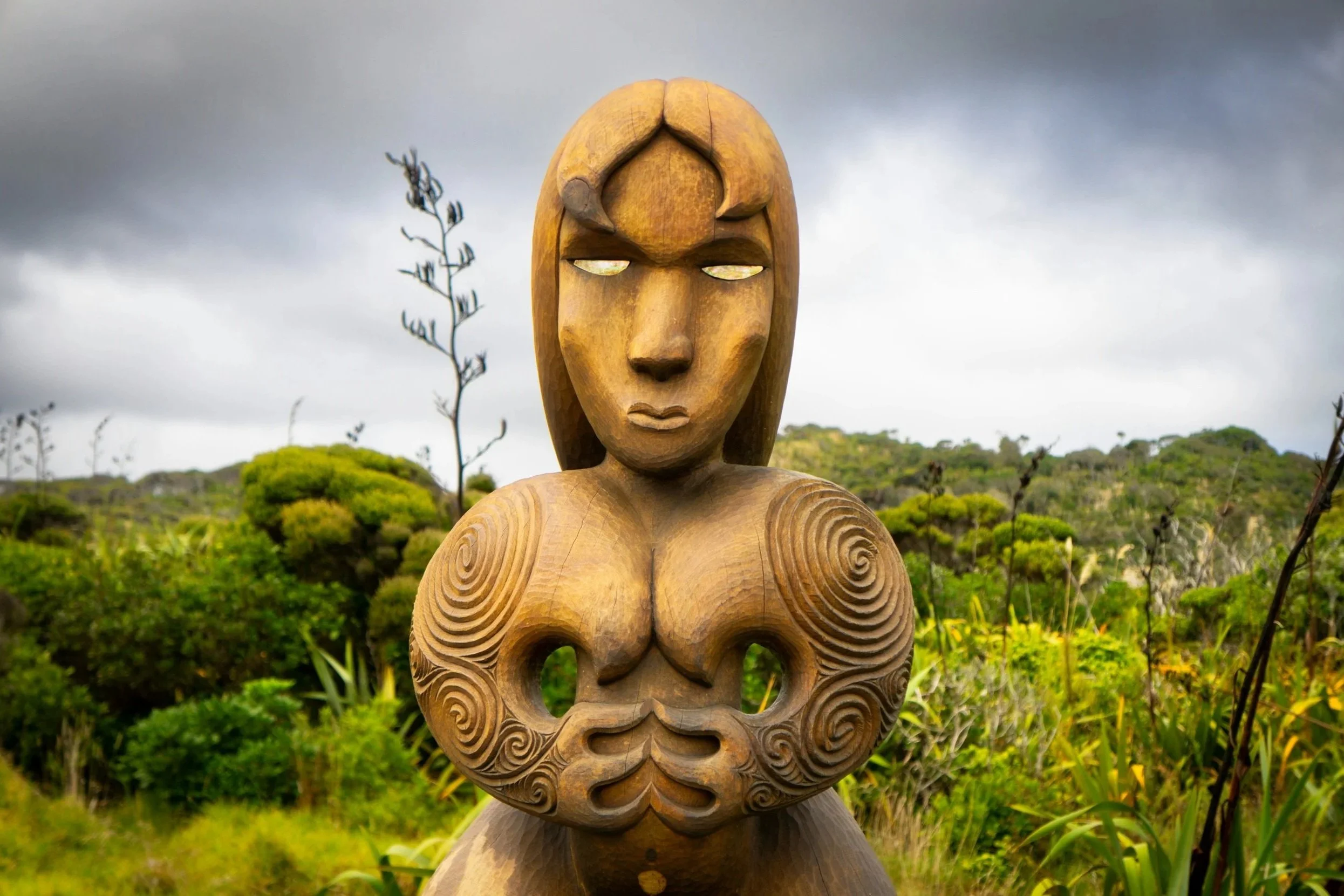 Māori cultural center showcasing storytelling and carving traditions in New Zealand
