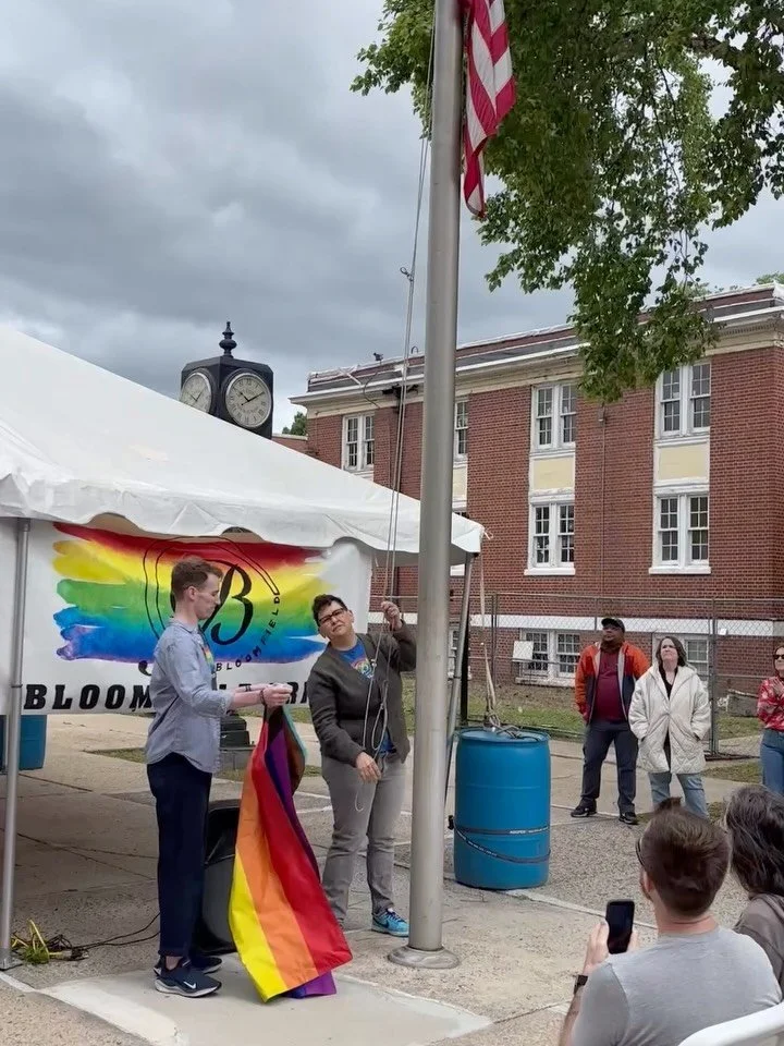 Happy Pride Month, Bloomfield! 💐🏳&zwj;🌈💐🏳&zwj;⚧💐

Thank you to those who joined us this past Saturday morning to commemorate the start of Pride Month and to help us raise the Pride flag! Special thanks to The Bloomfield Public Library, the Town