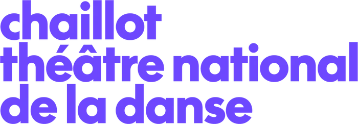 Logo de Chaillot théatre national de la danse écrit en violet et donc transparent