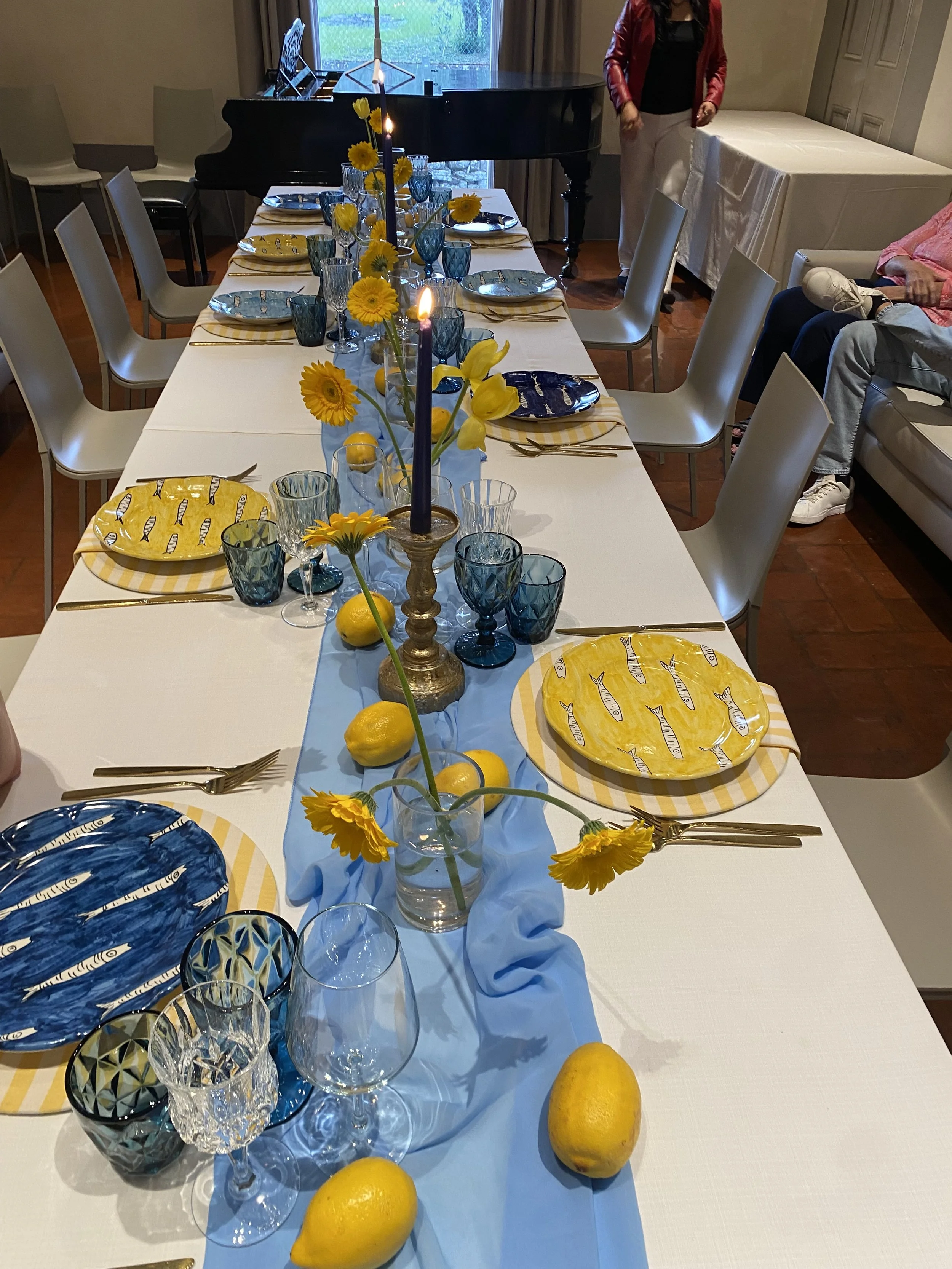 Long candle table — blue &amp; lemon